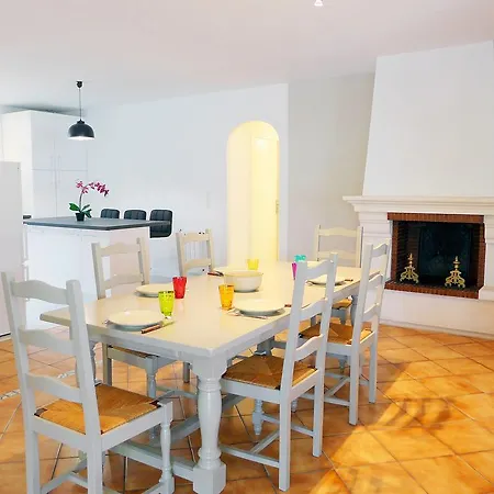Apartament Cantons *