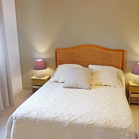 Cantons Apartament *